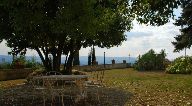 Hôtel Castello Di Tavolese à Certaldo Extérieur photo